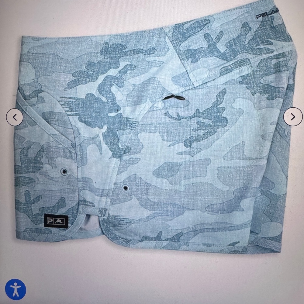 Pelagic Light Gray Camo Women's Cargo Shorts size 6 - Picture 2 of 6